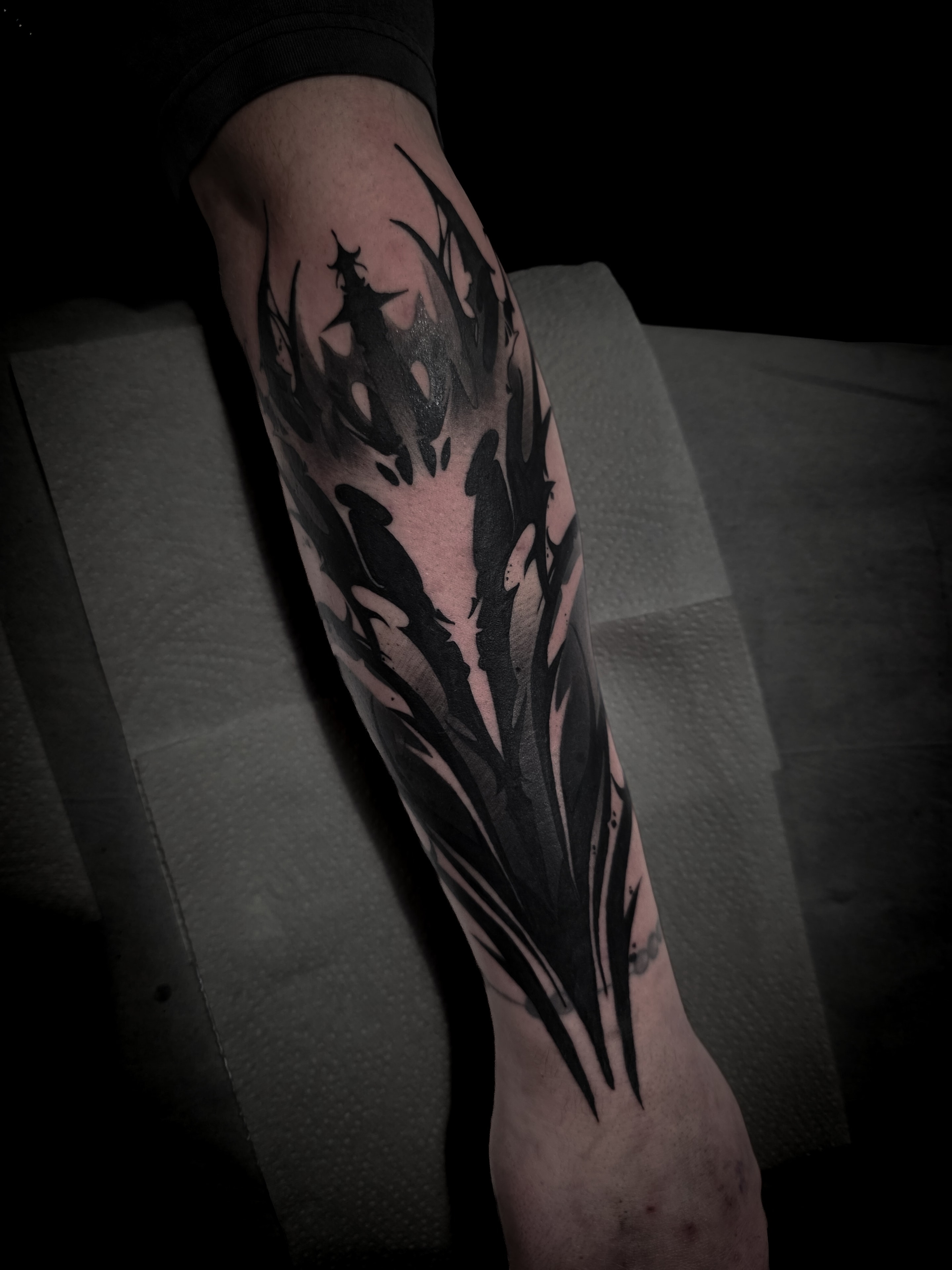 Blackwork Shin